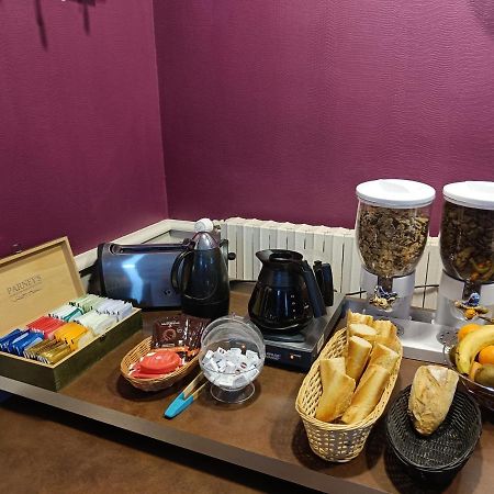 Contact Hotel Du Relais תוארס מראה חיצוני תמונה