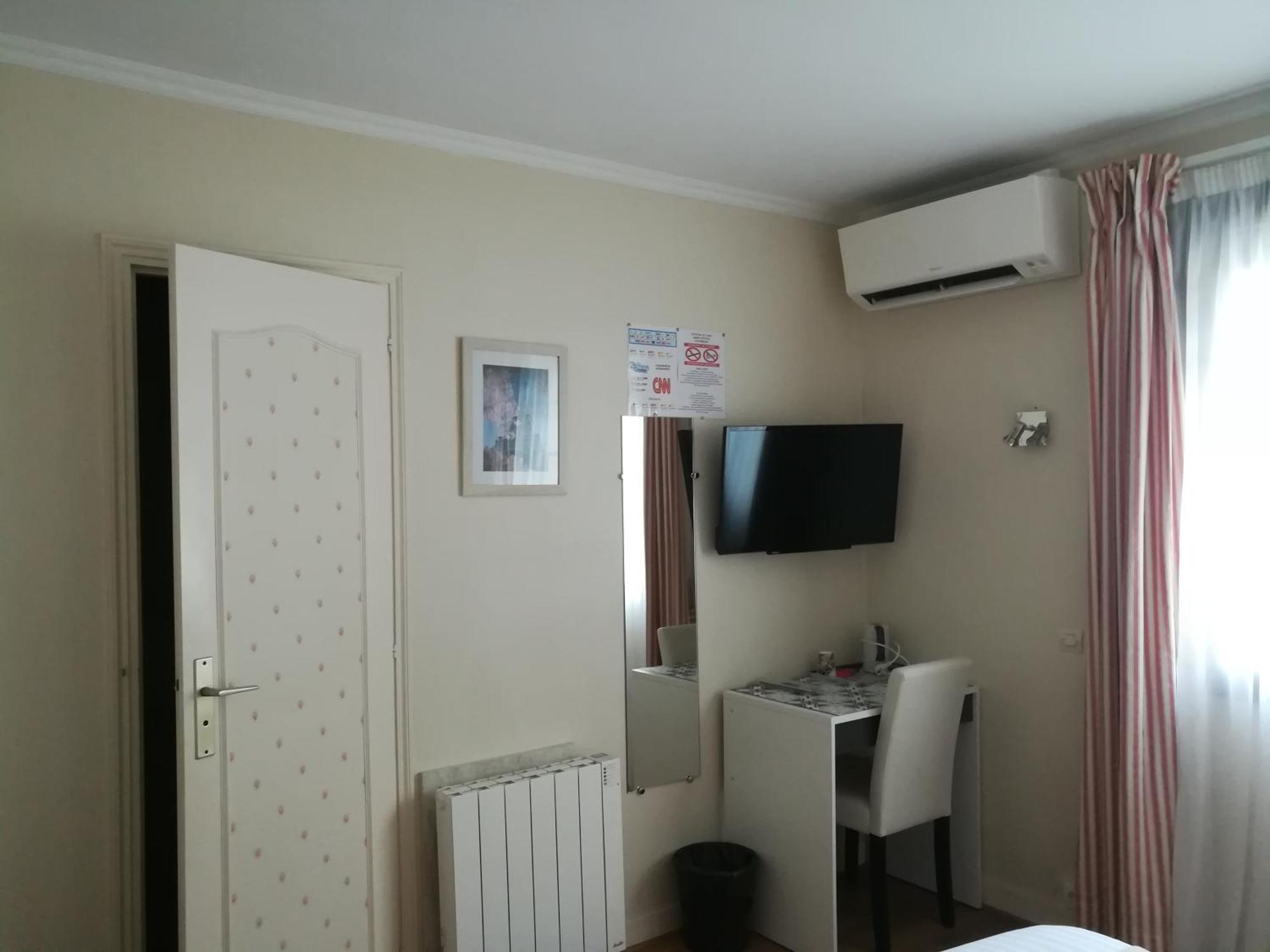 Contact Hotel Du Relais תוארס חדר תמונה