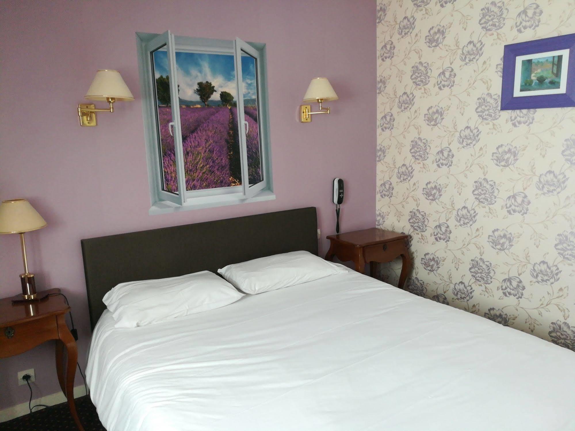 Contact Hotel Du Relais תוארס מראה חיצוני תמונה