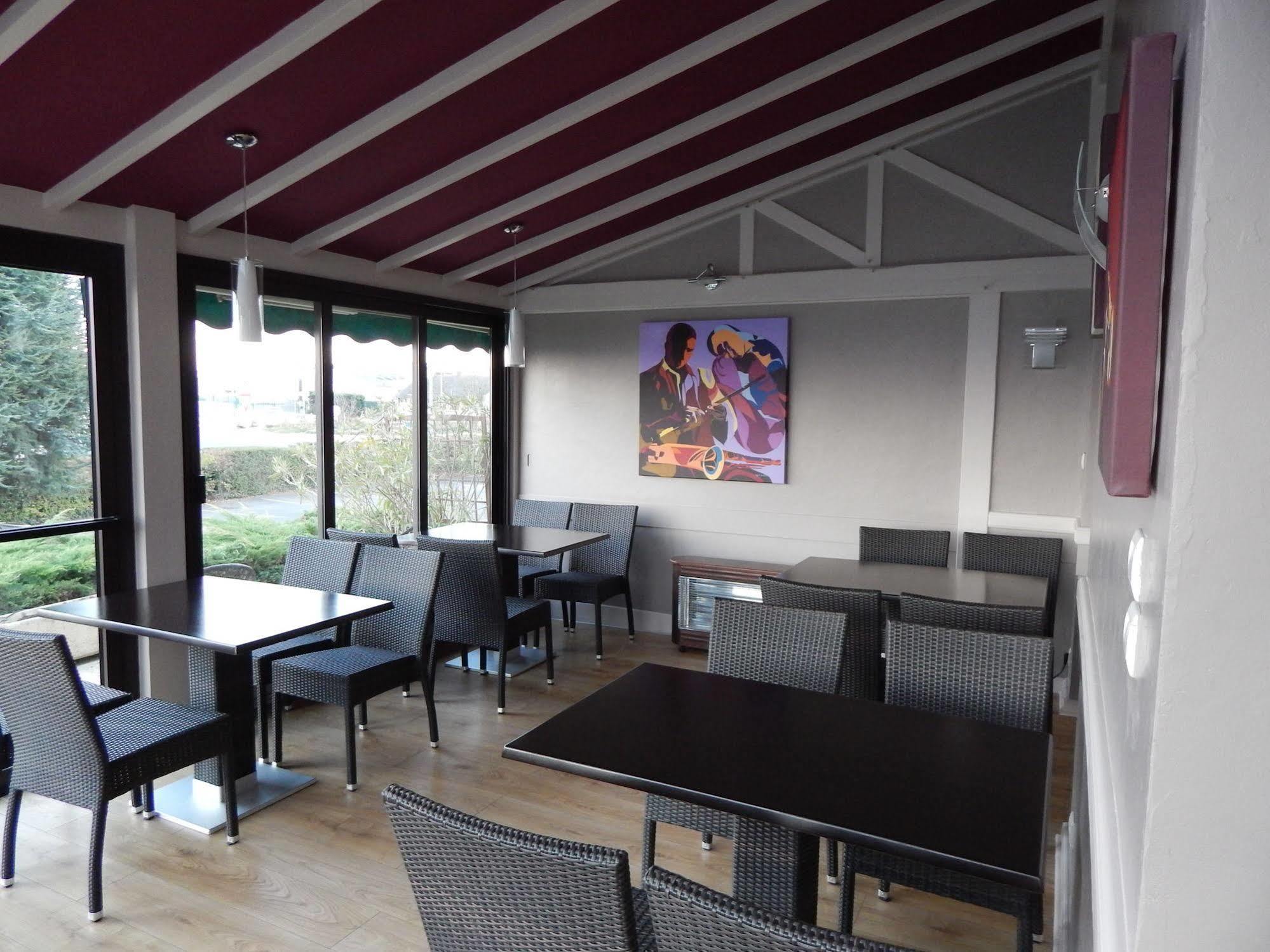 Contact Hotel Du Relais תוארס מראה חיצוני תמונה